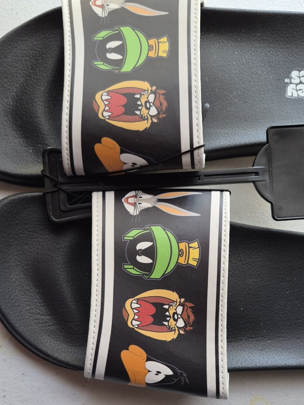 NWT Looney Tunes Character Black Slide Sandals Size 10-11